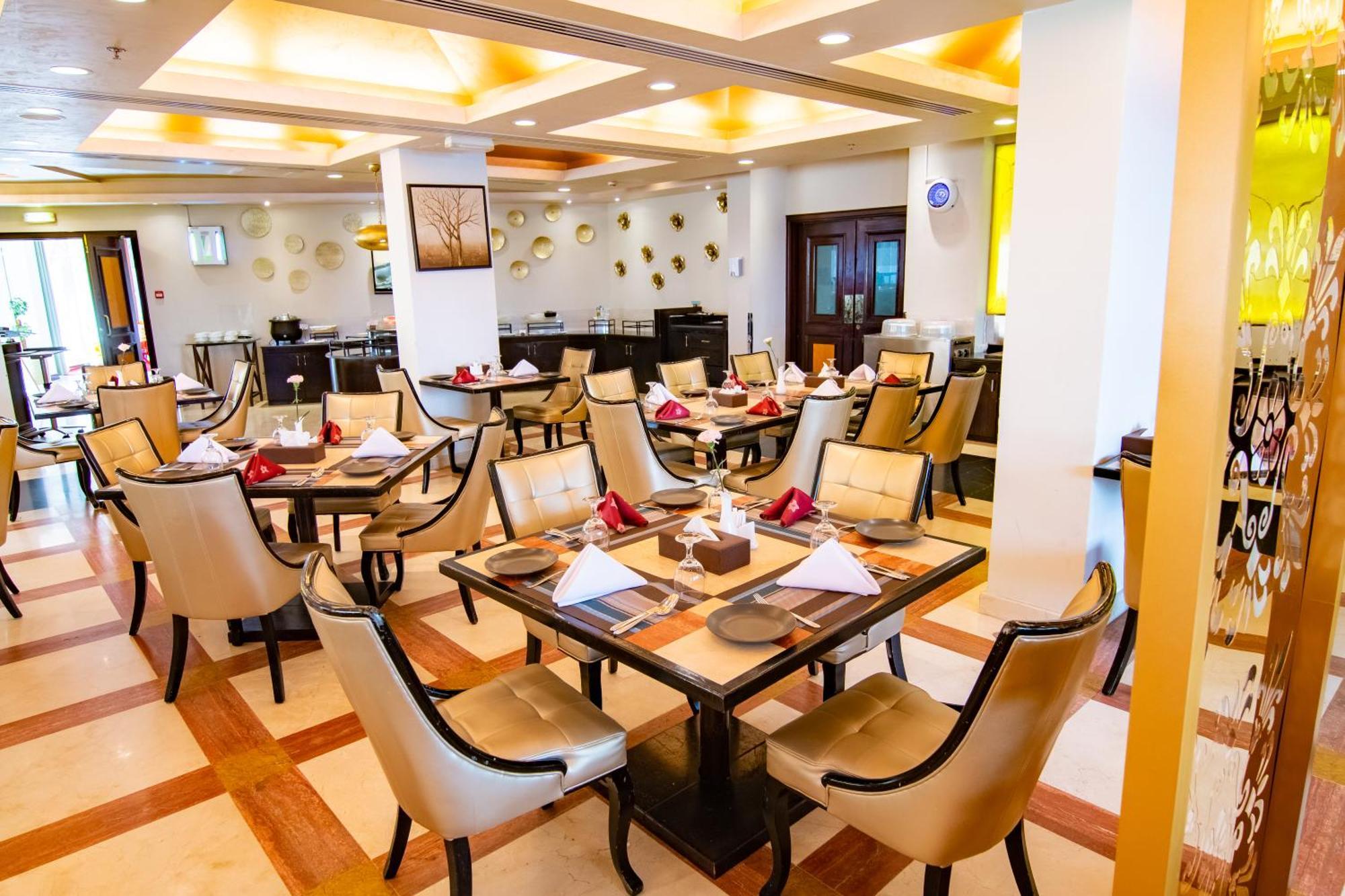 Garden Hotel Muscat By Royal Titan Group Zewnętrze zdjęcie
