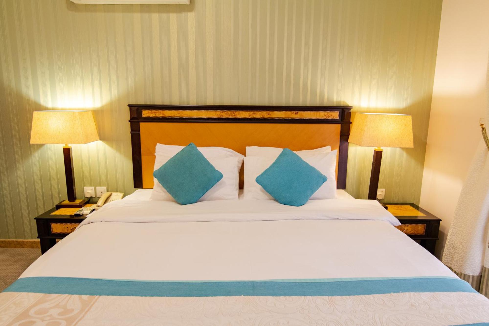 Garden Hotel Muscat By Royal Titan Group Zewnętrze zdjęcie